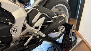 MV Agusta Superveloce 800 Ago (2021 - 23)  (9)