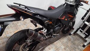 KTM 690 Supermoto 