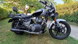 Royal Enfield Super Meteor 650 (2023 - 25) 