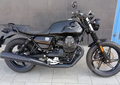 Moto Guzzi V7 Stone (2021 - 24) - Annuncio 9764624