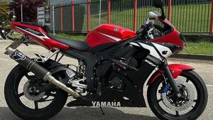 Yamaha YZF R6 (2003 - 04) 