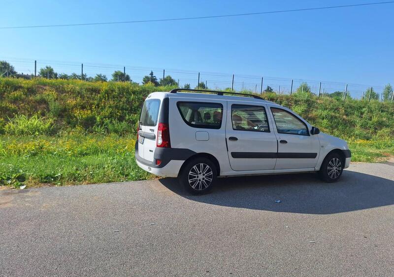 Dacia Logan Station Wagon MCV 1.5 dCi 70CV 7 posti Lauréate