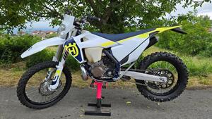 Husqvarna TE 300i (2023) 