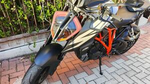 KTM 1290 Super Duke R (2019) 