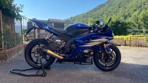 Yamaha YZF R6 (2006 - 07) 