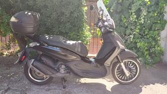 Piaggio Beverly 300 i.e. Police ABS-ASR (2017 - 20) usata