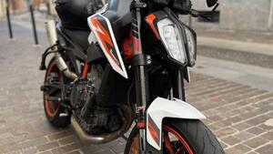 KTM 890 Duke R (2020) 