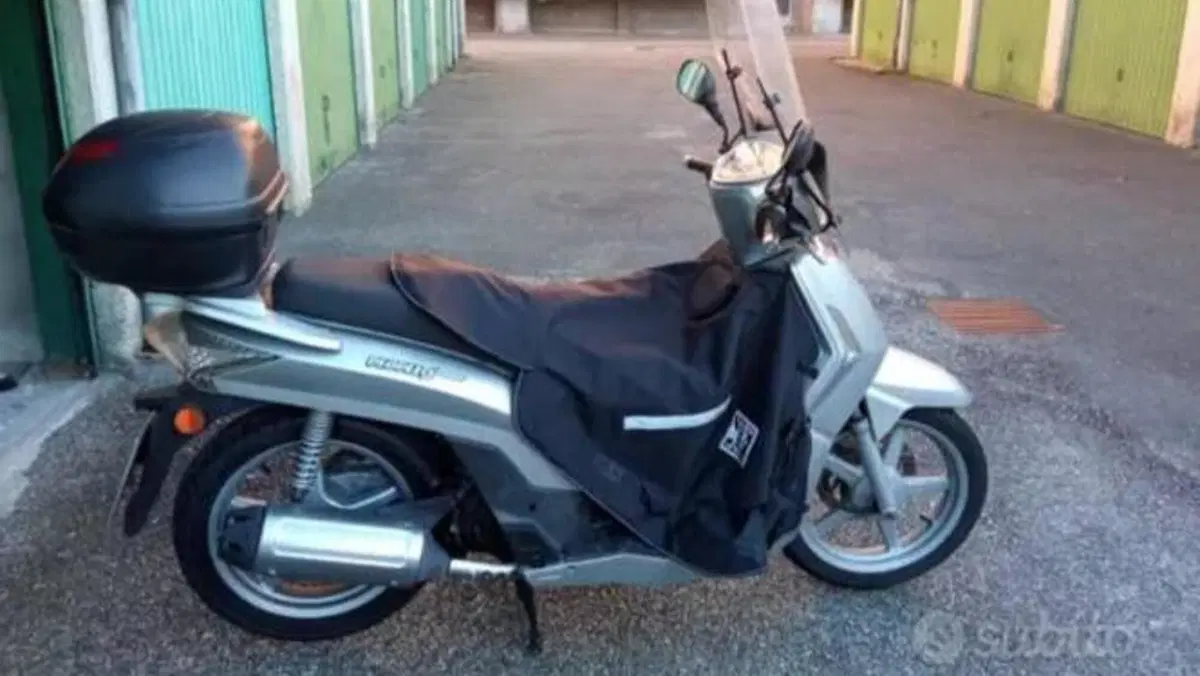 Kymco People 200 S (2005 - 06)  (2)
