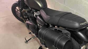 Triumph Street Twin 900 (2021 - 22)