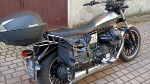 Moto Guzzi V9 Roamer (2021 - 24) 