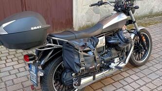 Moto Guzzi V9 Roamer (2021 - 24)