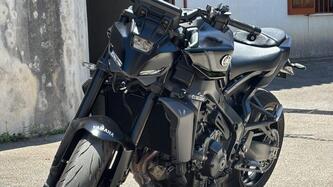 Yamaha MT-09 Y-AMT (2024 - 25) usata