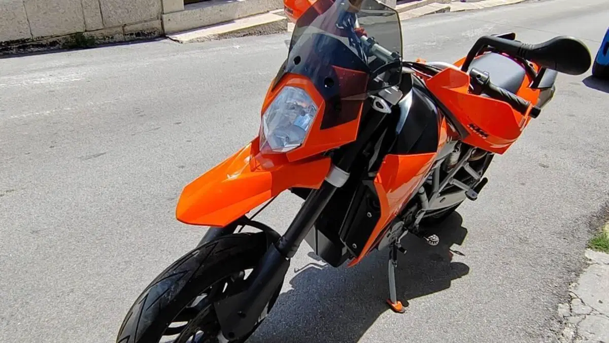 KTM 950 Supermoto (2005)  (2)