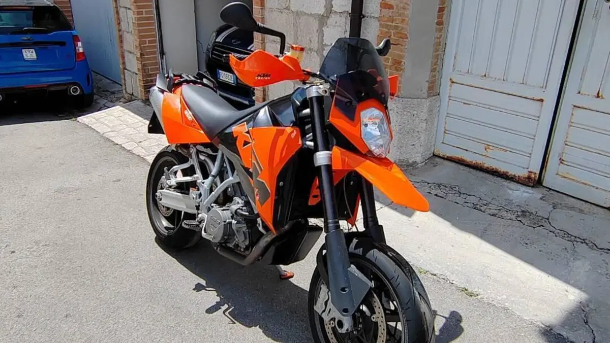 KTM 950 Supermoto (2005)  (3)