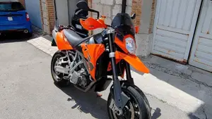 KTM 950 Supermoto (2005)  (3)