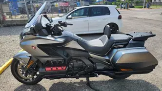 Honda GL 1800 Gold Wing Tour DCT & Airbag (2022 - 24)