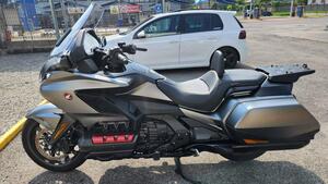Honda GL 1800 Gold Wing Tour DCT & Airbag (2022 - 24) 