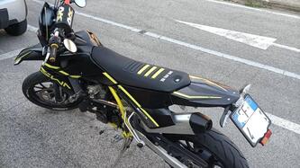 Swm RS 125 R (2021 - 23) usata