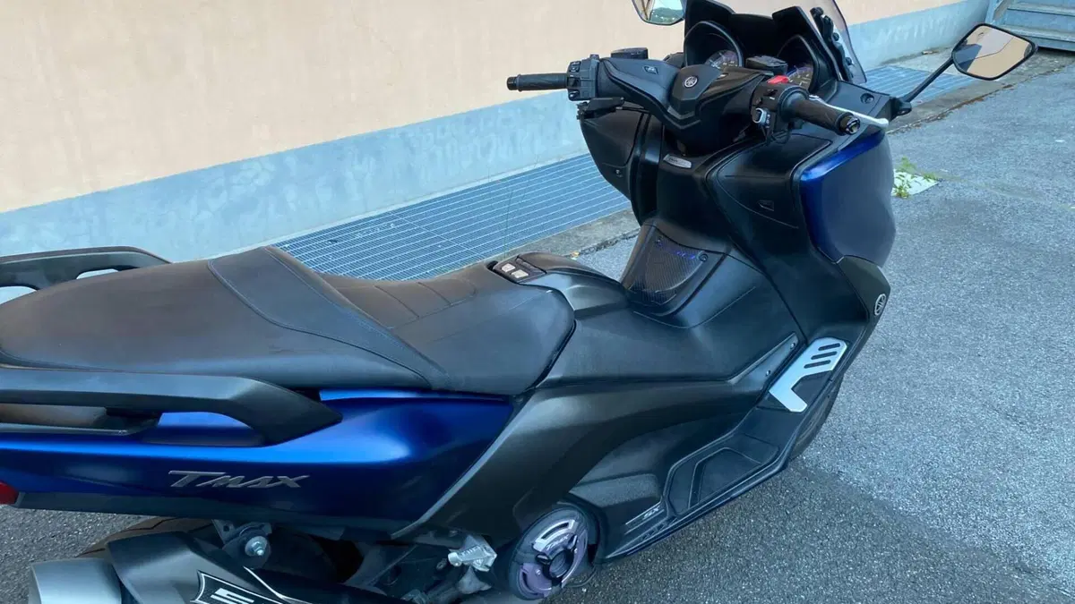 Yamaha T-Max 530 SX (2017 - 19)  (4)