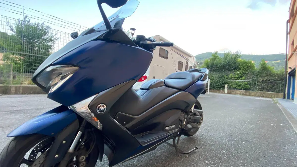 Yamaha T-Max 530 SX (2017 - 19)  (9)