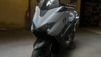 Yamaha T-Max 560 (2020 - 21) usata