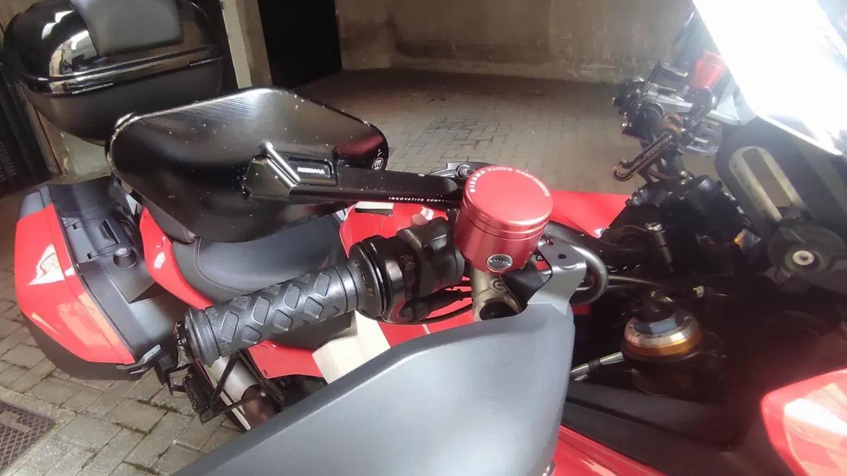 Ducati Multistrada 1200 S Sport (2010 - 12)  (8)