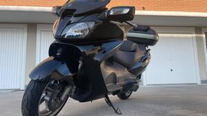 Suzuki Burgman AN 650 Executive (2004 - 06) 