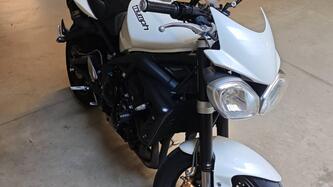 Triumph Street Triple R (2009 - 12)