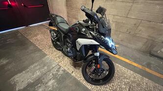 Bmw R 1300 GS Triple Black (2023 - 25) usata