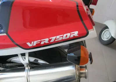 Honda VFR 750 R - Annuncio 9769325