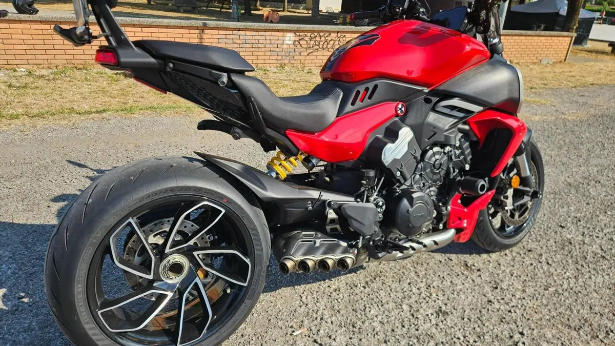Ducati Diavel V4 (2023 - 26)  (13)
