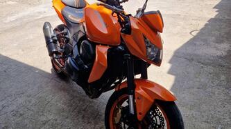 Kawasaki Z 750 (2007 - 14) usata