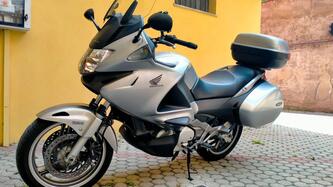 Honda Deauville 700 ABS usata