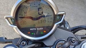 Moto Guzzi V7 Stone (2021 - 24) 