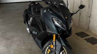 Yamaha T-Max 560 Tech Max (2022 - 24) usata