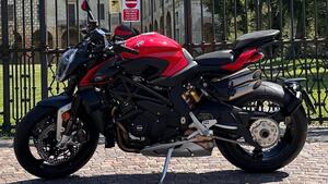 MV Agusta Brutale 1000 RR (2021 - 25) 