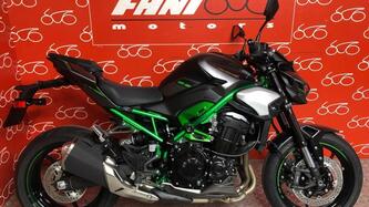 Kawasaki Z 900 (2025) usata
