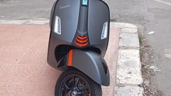 Vespa GTS 300 Super (2023 - 24) usata