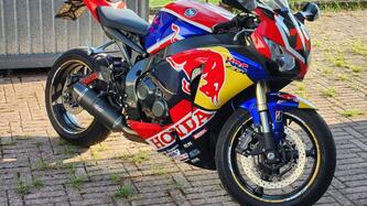 Honda CBR 1000 RR Fireblade (2008 - 11) usata