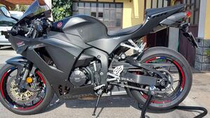 Honda CBR 600 RR (2024 - 25) 