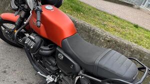 Moto Guzzi V7 Stone (2021 - 24) 