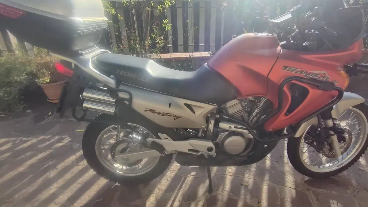 Honda Transalp XL 650V (2000 - 04)  (3)