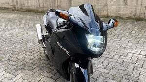 Honda CBR 1100 XX Superblackbird (1999 - 00) 