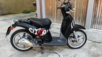 Aprilia Scarabeo 50 2t (2008 - 17) usata