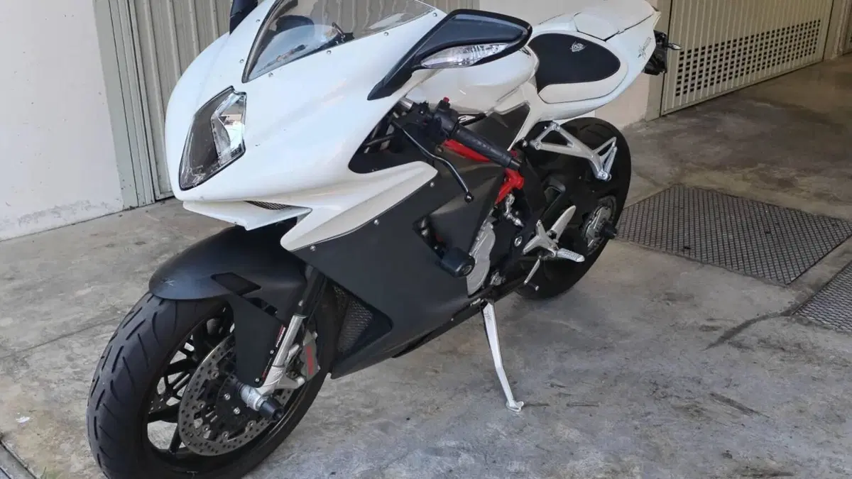 MV Agusta F3 800 EAS ABS (2013 - 17) 