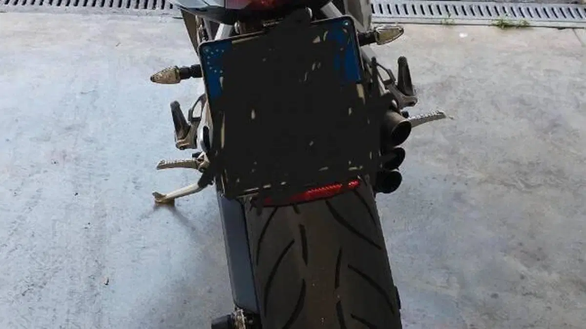 MV Agusta F3 800 EAS ABS (2013 - 17)  (18)