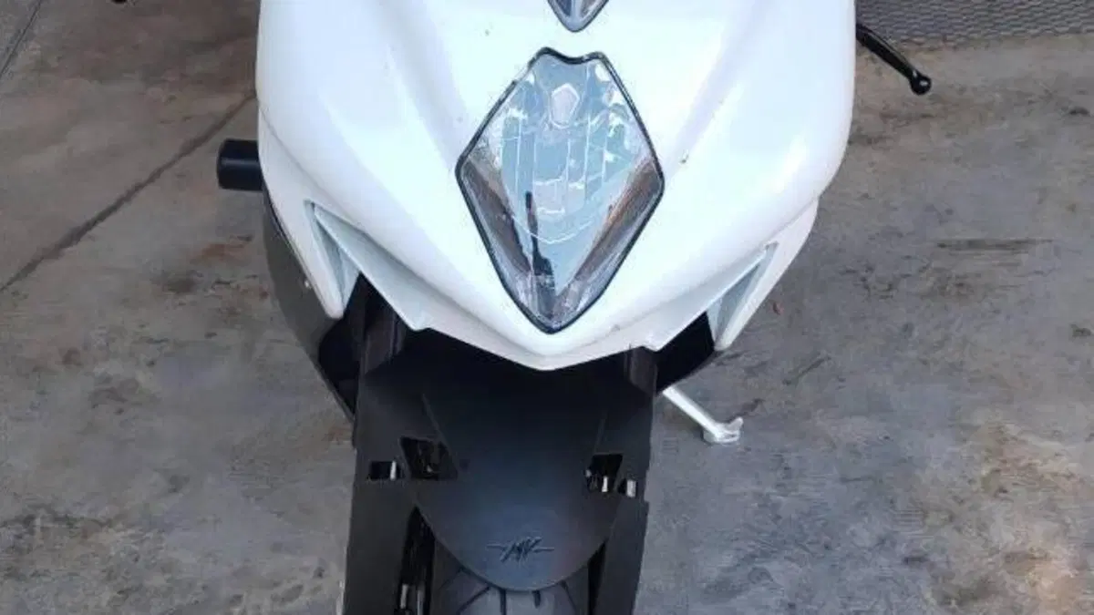 MV Agusta F3 800 EAS ABS (2013 - 17)  (19)