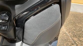 Yamaha X-Max 300 Tech Max (2021 - 24) usata