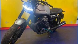 Moto Guzzi V7 Stone (2021 - 24) usata