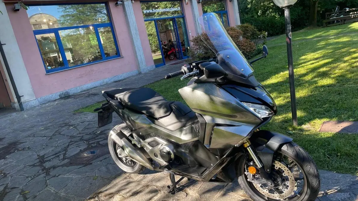 Honda Forza 750 DCT (2021 - 24)  (4)